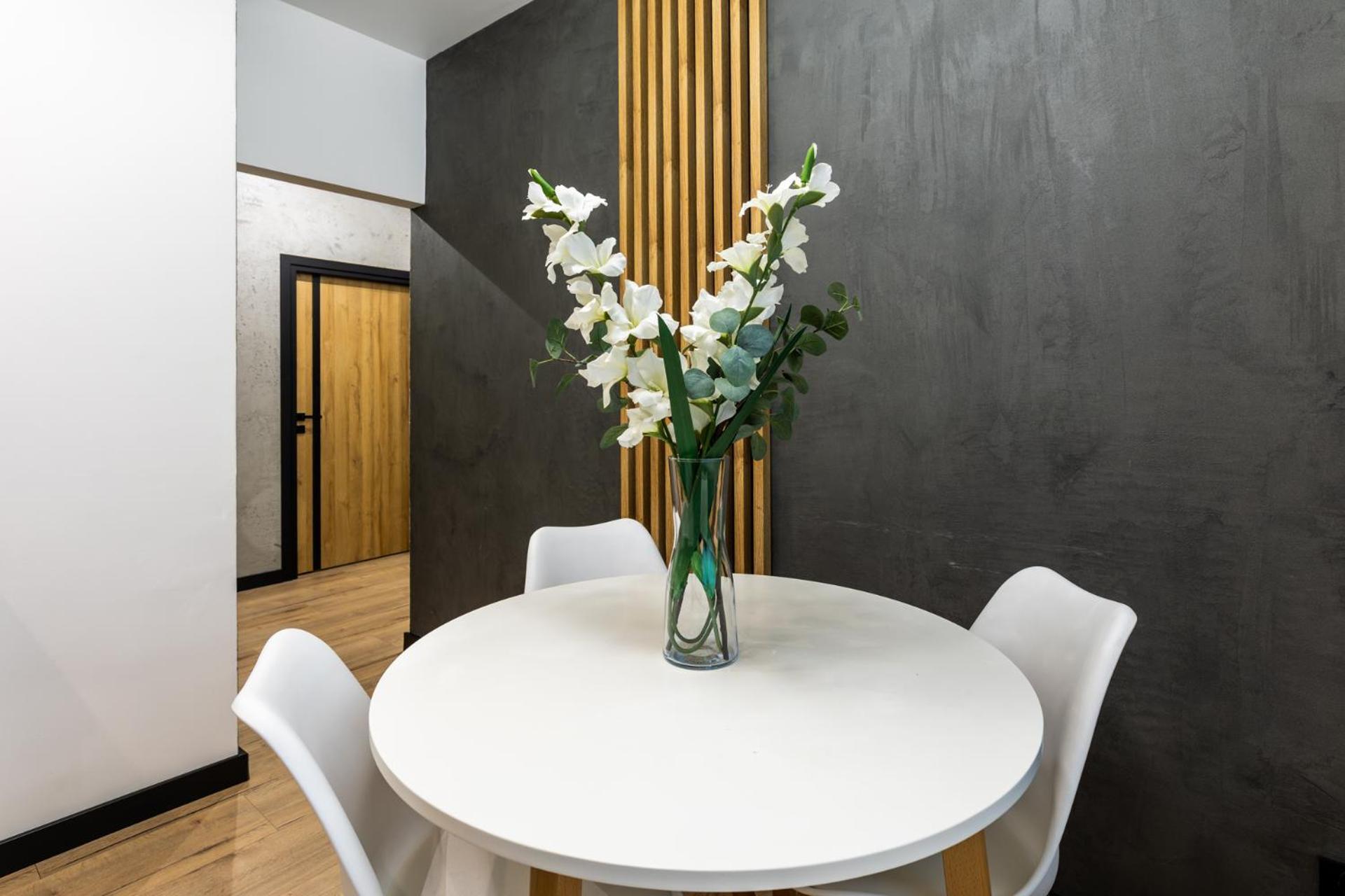 Apartamenty Premium, Faktura Vat, Zrodlowa Centrum Parter Ground Floor Parking Super Lokalizacja Two Bedrooms Kitchen 50 M2 Kielce Exterior foto