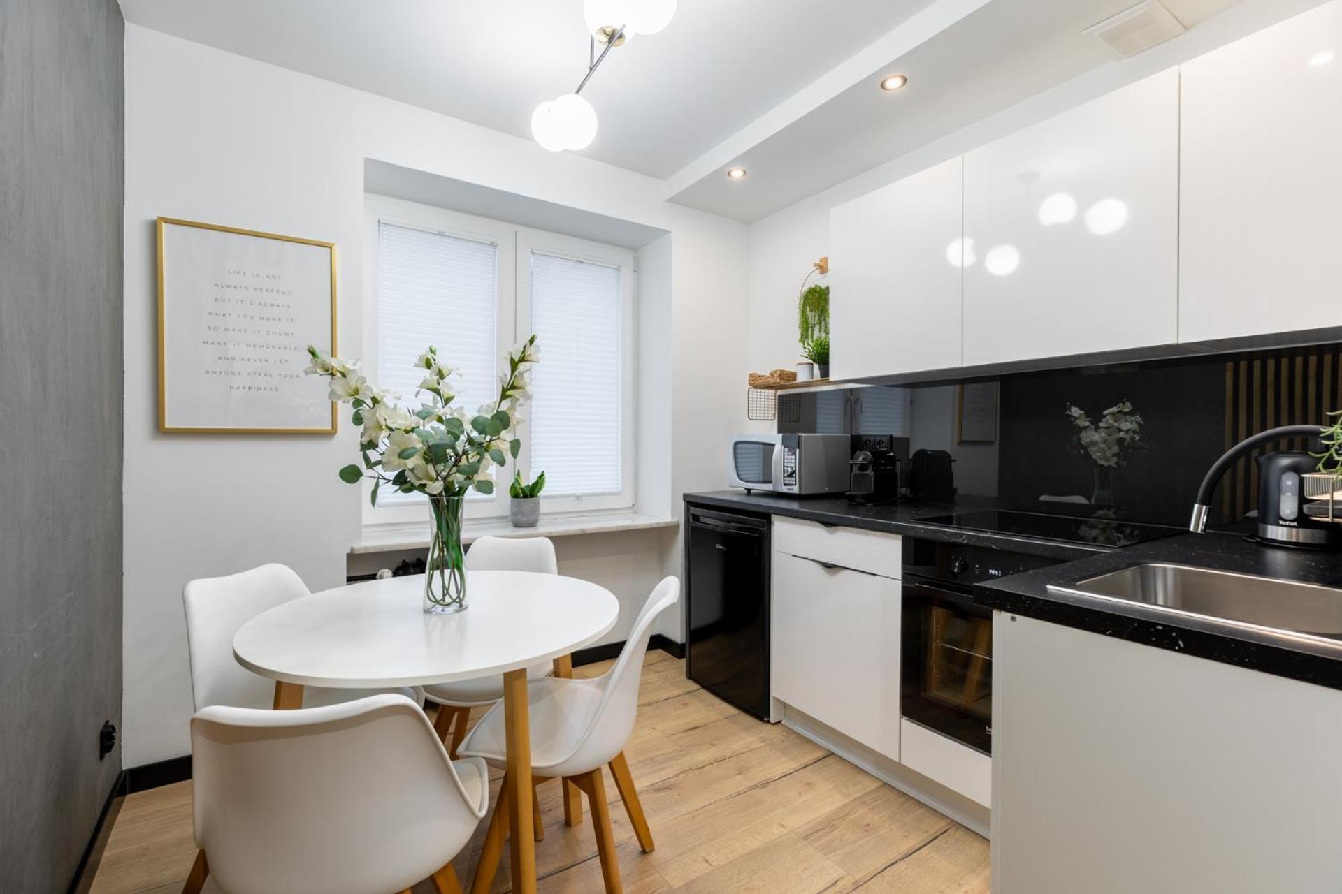 Apartamenty Premium, Faktura Vat, Zrodlowa Centrum Parter Ground Floor Parking Super Lokalizacja Two Bedrooms Kitchen 50 M2 Kielce Exterior foto